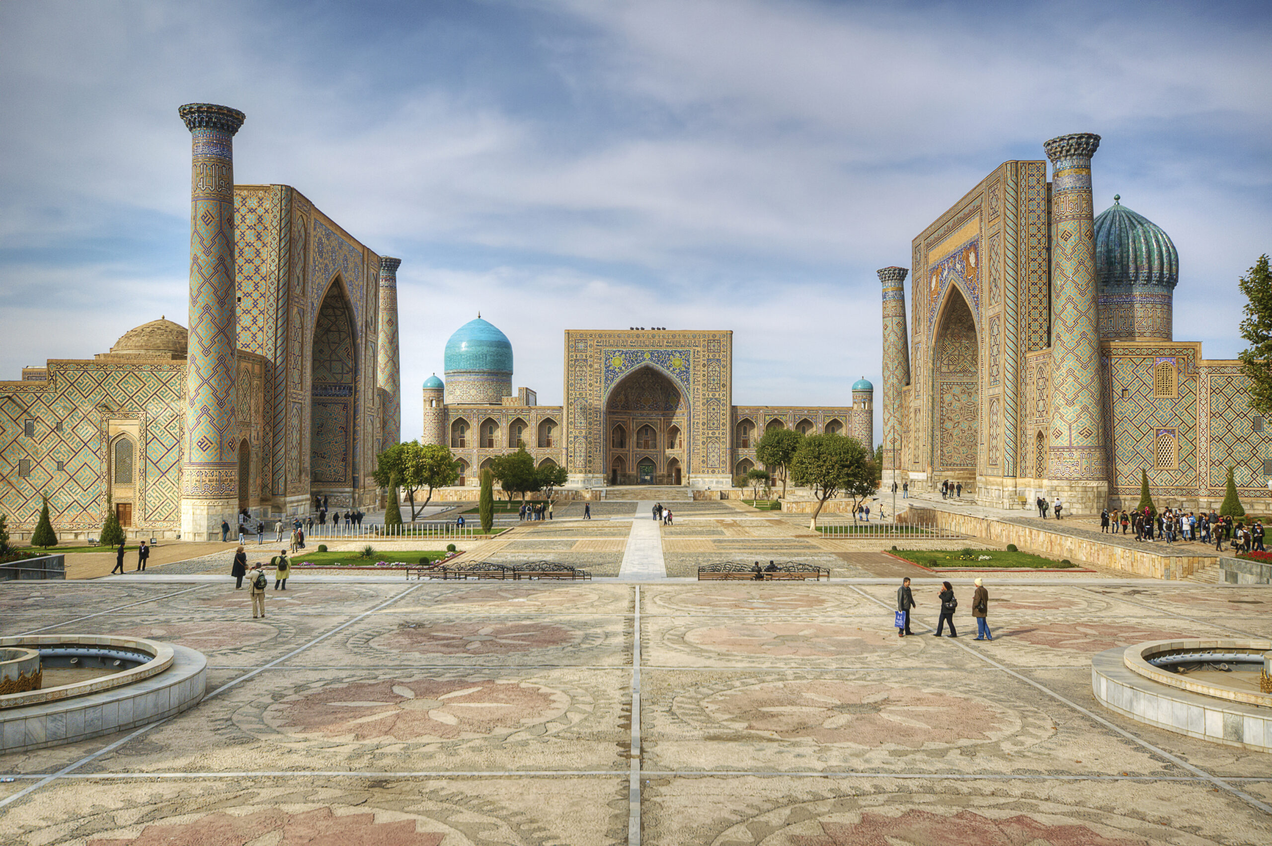 10-Registan-in-Samarkand-cinzano77-Fotolia-X-1
